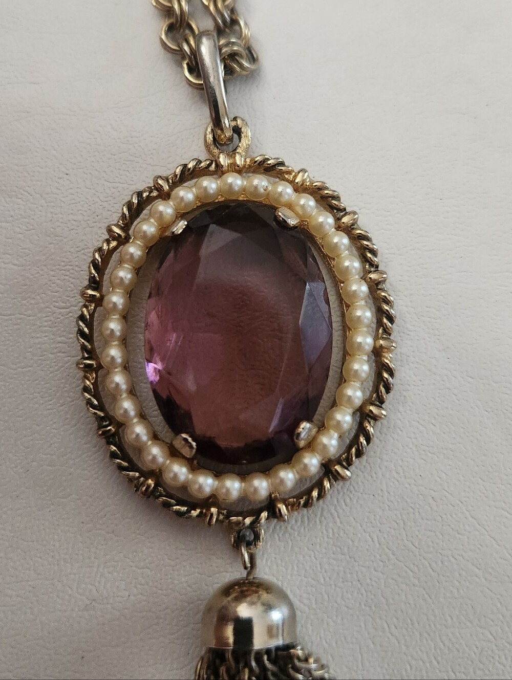 Vintage Avon Pendant Necklace